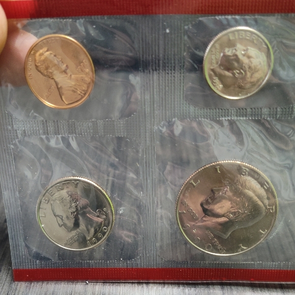 Coin Collection with Red Border - Picture 4 of 7